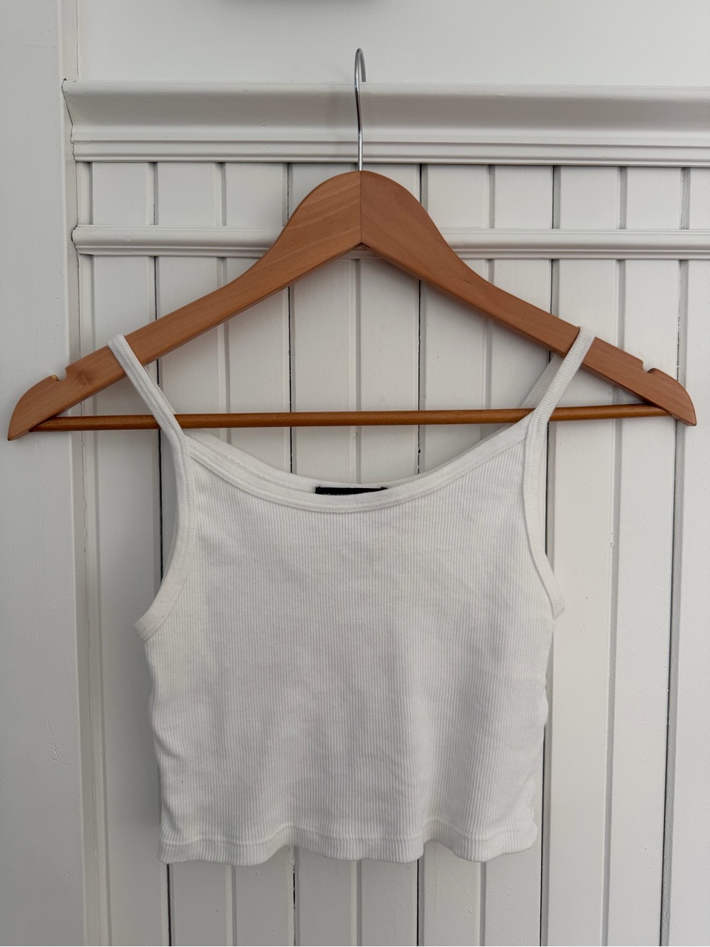Brandy Melville White Ribbed Cropped Cami